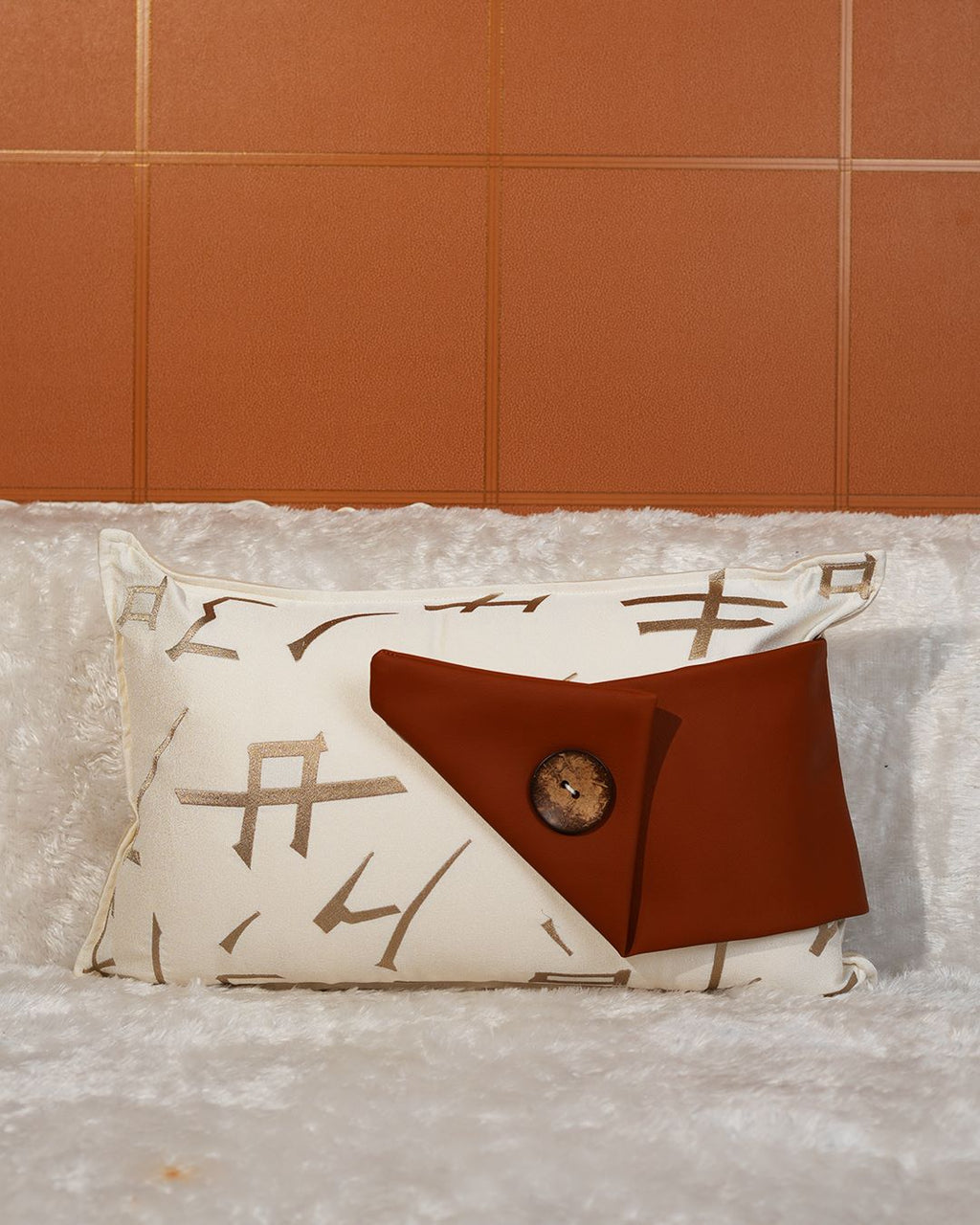 Script Accent Cushion Cover