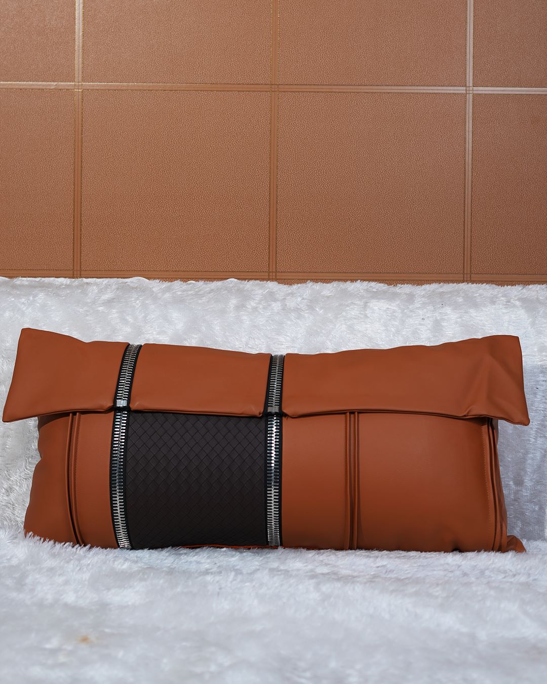 Terra Noir Zipline Cushion Cover